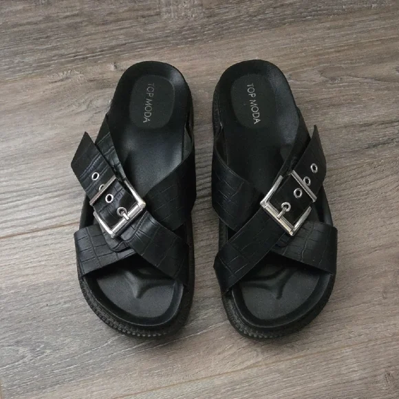 TOP Moda Black Croc-Embossed Sandals - Picture 4 of 8
